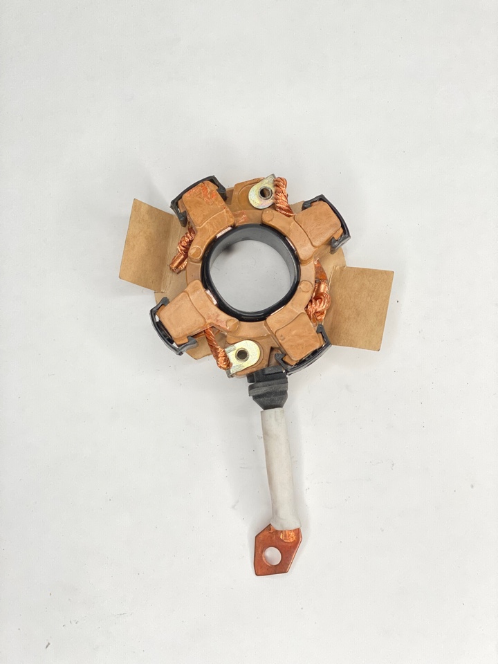 щёточный узел стартера ГАЗ-406 КАТЭК стар.обр.(пластик) 