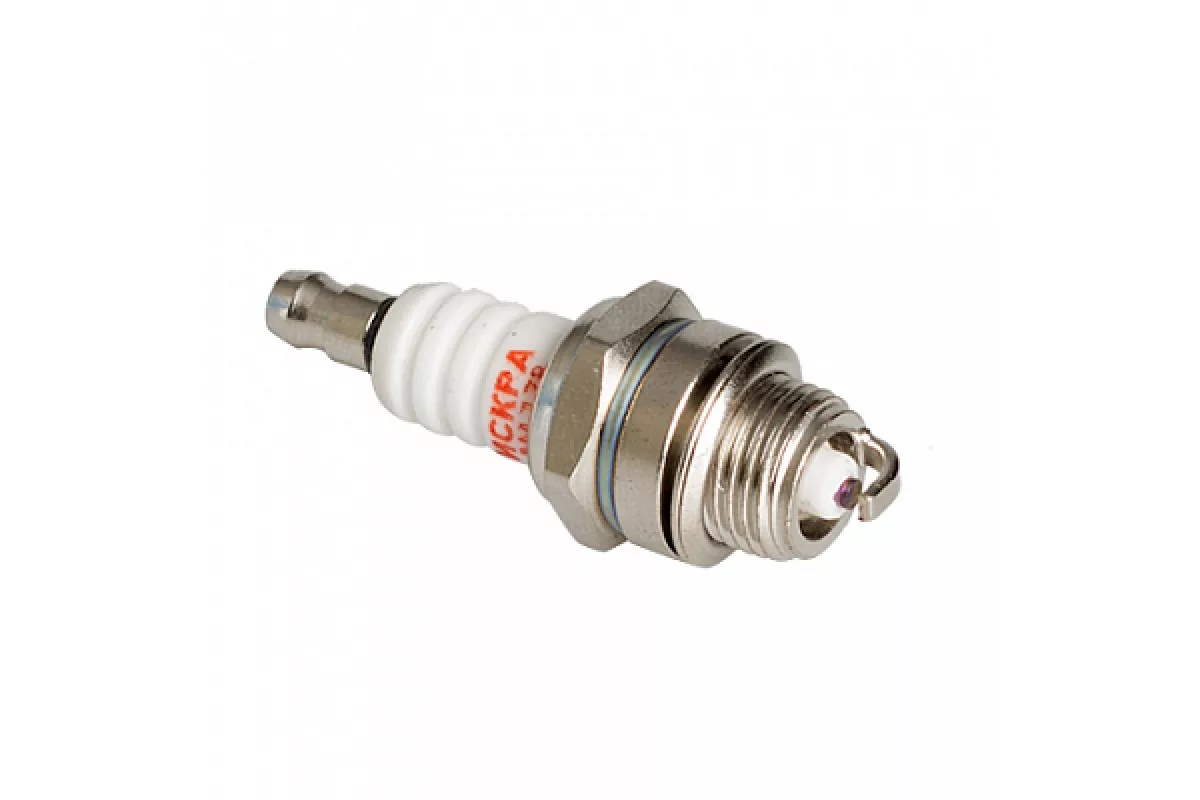 свечи (б\пила,газонокосилка,пускач) ИСКРА SPARK PLUG (1шт.)